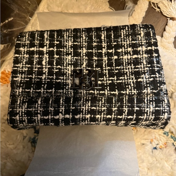 Badgley Mischka Black & White Tweed Crossbody with Chain - Picture 2 of 3